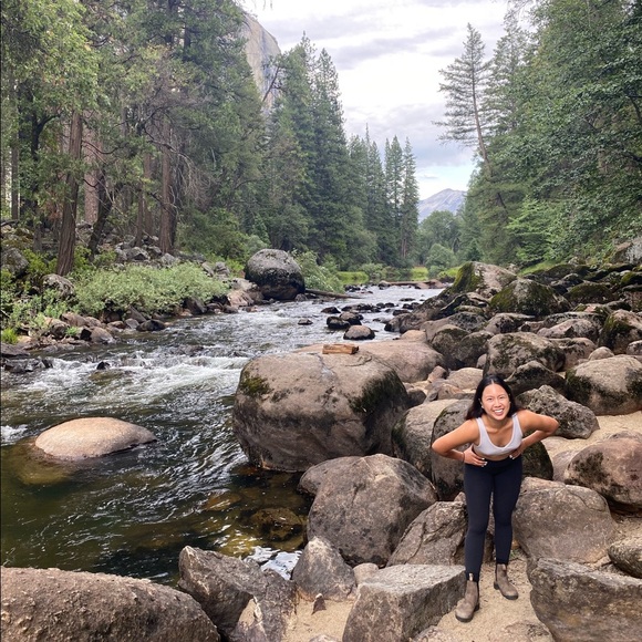 Meet your Posher, V - Picture 3 of 3